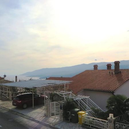 Apartments With A Parking Space Rabac, Labin - 7410 المظهر الخارجي الصورة