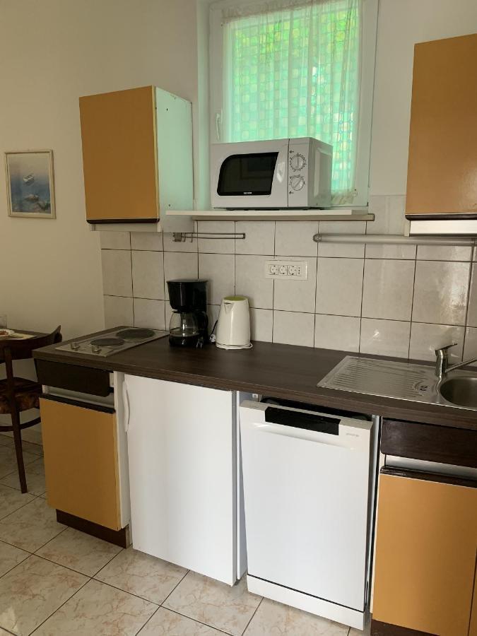 Apartments With A Parking Space Rabac, Labin - 7410 المظهر الخارجي الصورة