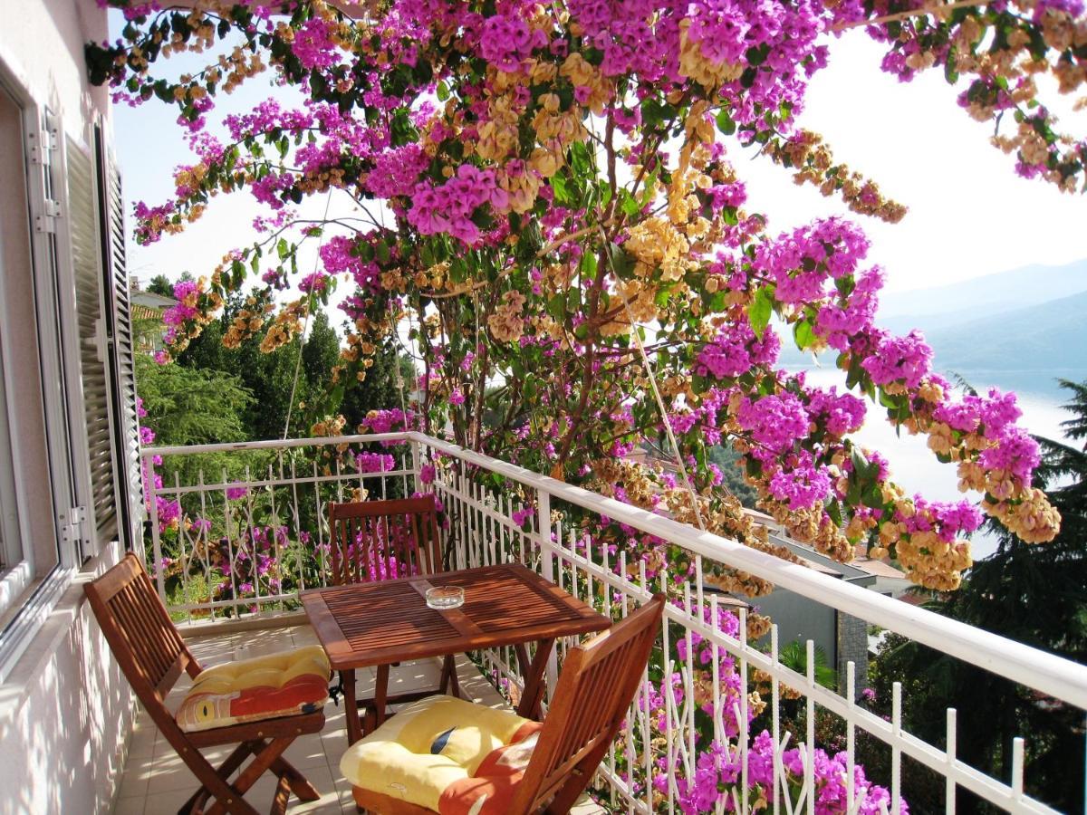 Apartments With A Parking Space Rabac, Labin - 7410 المظهر الخارجي الصورة